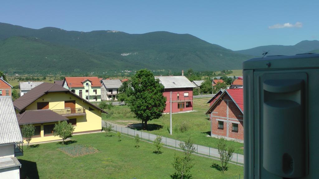 Apartment And Rooms Aracic Кореница Екстериор снимка