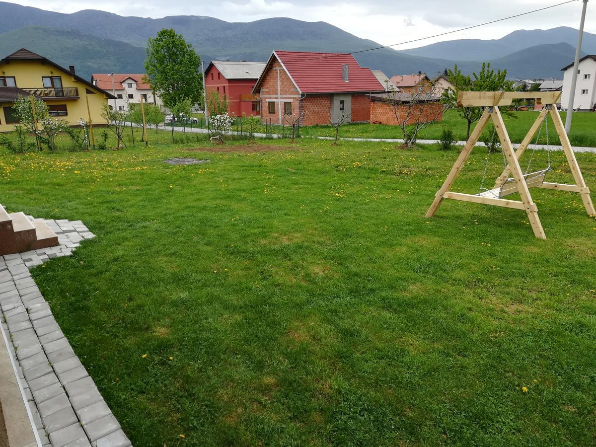 Apartment And Rooms Aracic Кореница Екстериор снимка